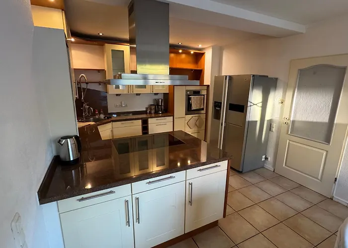 Am Rhein Mit Whirlpool Und Sauna *