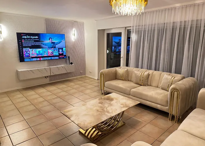 Am Rhein Mit Whirlpool Und Sauna بيت للعطل